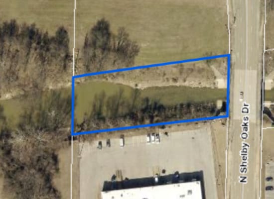 1697 Shelby Oaks Dr N, Memphis, TN for sale Primary Photo- Image 1 of 2