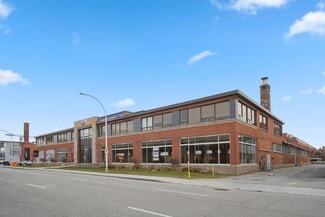 More details for 4360 Ch de la Côte-de-Liesse, Mt Royal, QC - Office for Lease
