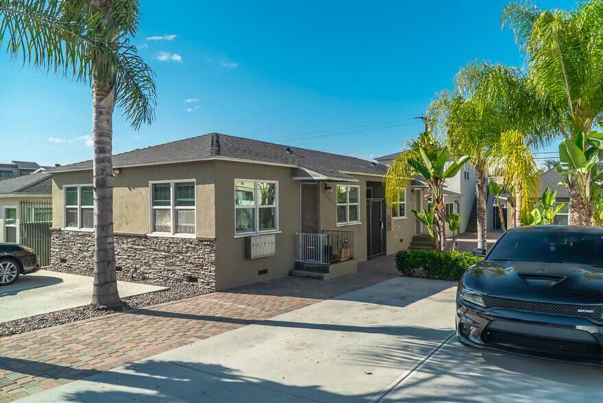 4154-4158 Estrella Ave, San Diego, CA for sale - Building Photo - Image 2 of 18