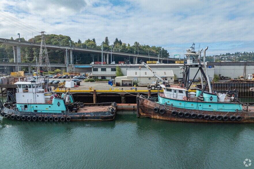 3518-3546 W Marginal Way SW, Seattle, WA à louer - Photo du bâtiment - Image 2 de 5