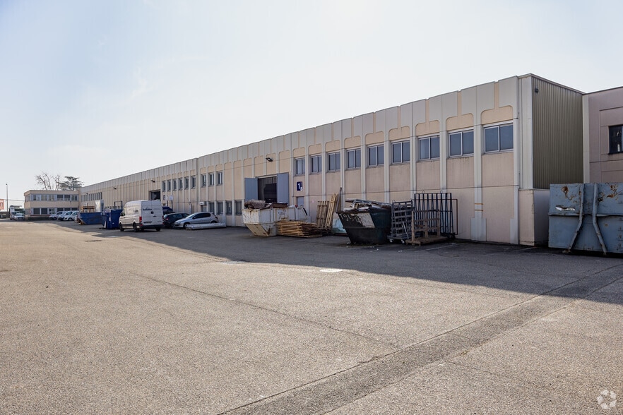 62 Avenue Du Progrès, Chassieu for lease - Building Photo - Image 2 of 2