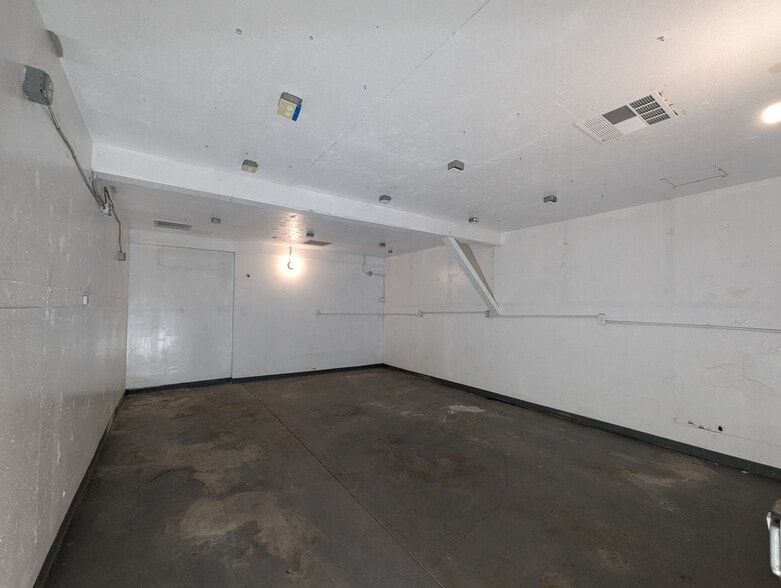 2740 Echo Ln, Eugene, OR for lease - Building Photo - Image 3 of 11