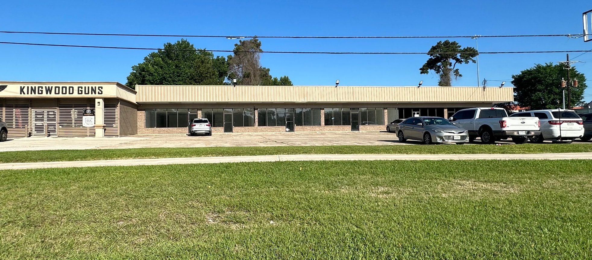 22323 Loop 494, Kingwood, TX for lease Primary Photo- Image 1 of 2