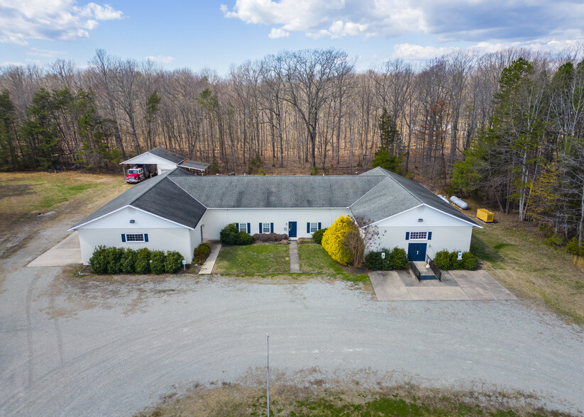 1667 Cartersville Rd, Cartersville, VA for sale - Building Photo - Image 1 of 1