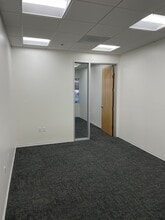 5500 Ming Ave, Bakersfield, CA à louer Photo intérieure- Image 1 de 2