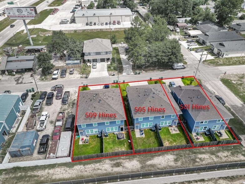 501 Hines Ave, Willis, TX à vendre - Aérien - Image 3 de 26