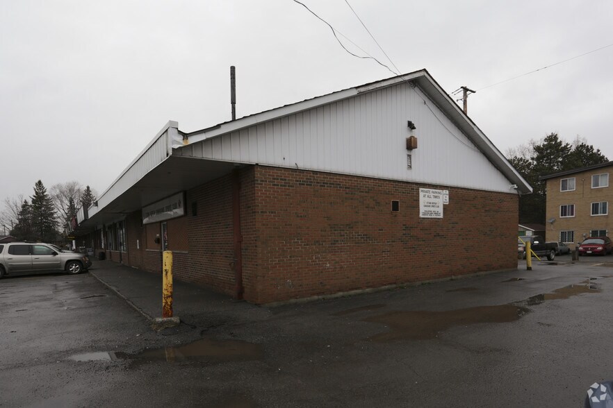 1113 Cobden Rd, Ottawa, ON à vendre - Photo principale - Image 1 de 1