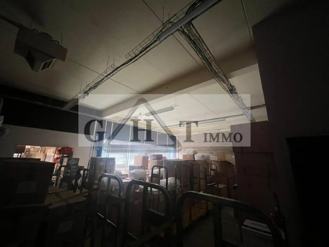 Industrial in Roissy-en-France for lease Building Photo- Image 1 of 15