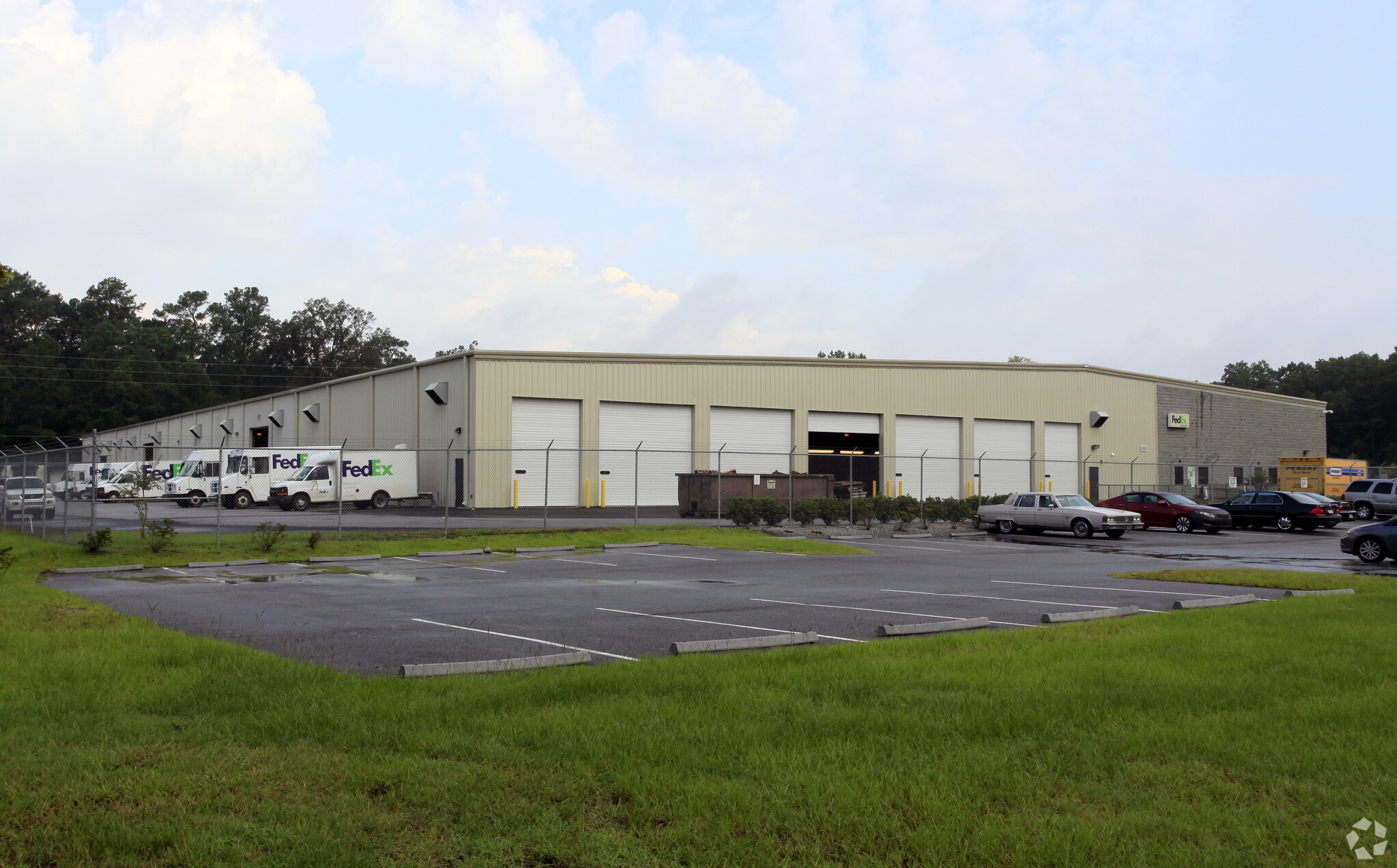 126 Gignilliat Cir, Savannah, GA for lease Building Photo- Image 1 of 5