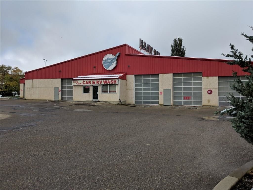 4515 52 Ave, Red Deer, AB for sale Building Photo- Image 1 of 1