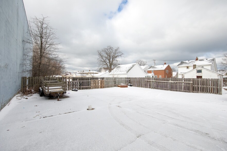 824 E 222nd St, Euclid, OH à vendre - Autre - Image 3 de 25