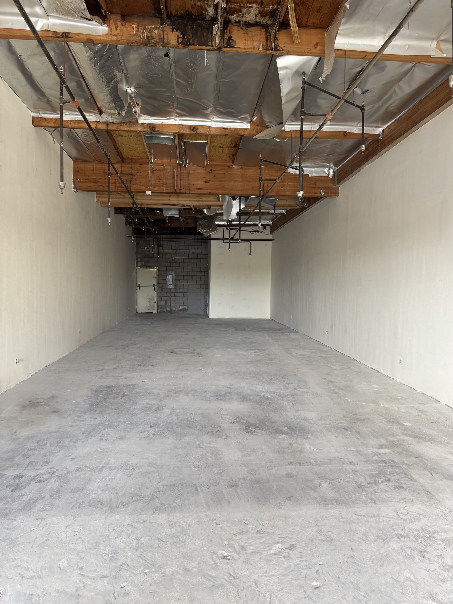 2722-2760 Alma School Rd, Mesa, AZ for lease Interior Photo- Image 1 of 3