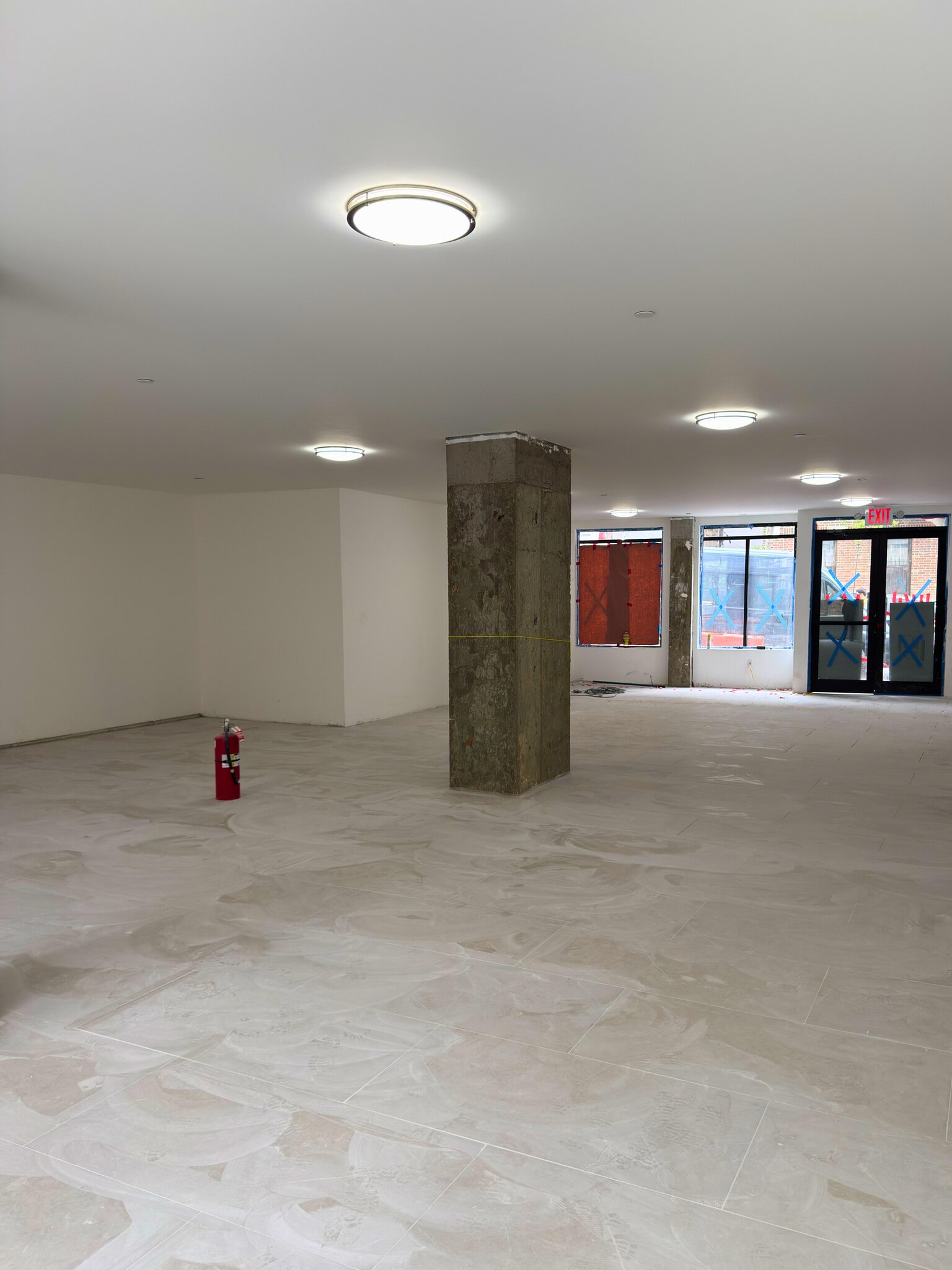 40 W 167th St, Bronx, NY for lease Interior Photo- Image 1 of 3
