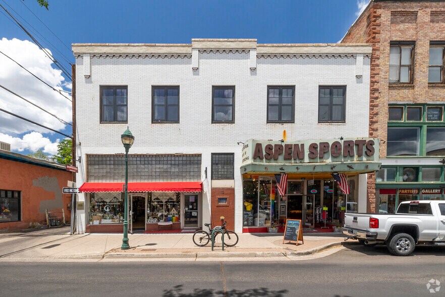 13 N San Francisco St, Flagstaff, AZ à louer - Photo du bâtiment - Image 2 de 5
