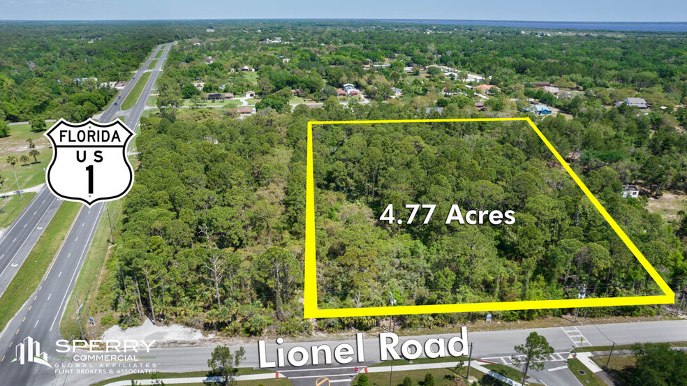 37XX Lionel Rd., Mims, FL for sale - Primary Photo - Image 1 of 8