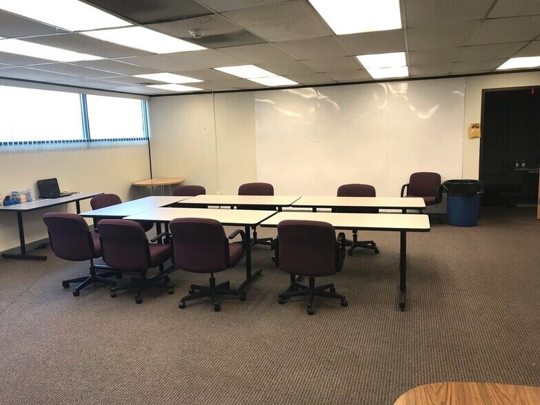 13690 Triadelphia Rd, Glenelg, MD for lease - Building Photo - Image 3 of 16