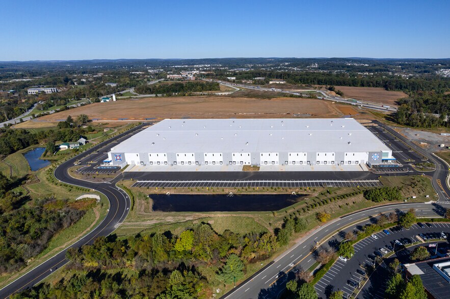 1130 N Pottstown Pike, Exton, PA à louer - Photo du bâtiment - Image 3 de 20