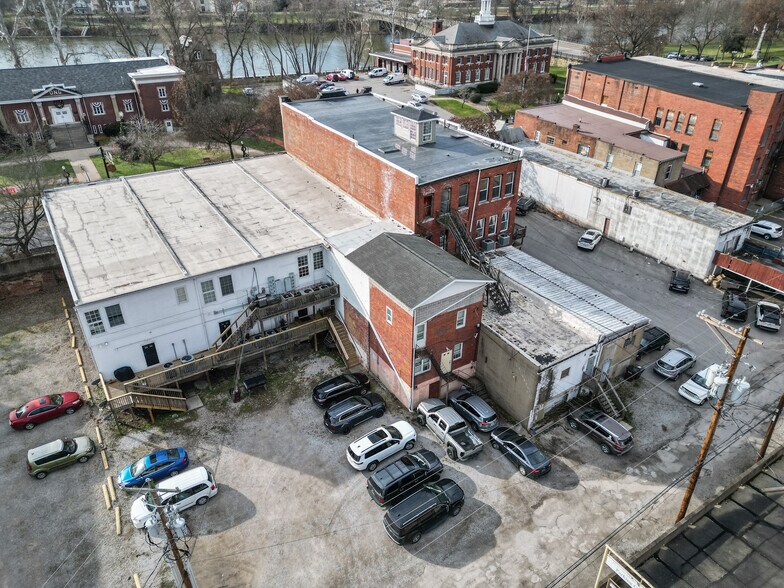 246-248 Front St, Marietta, OH à vendre - Photo du bâtiment - Image 2 de 30