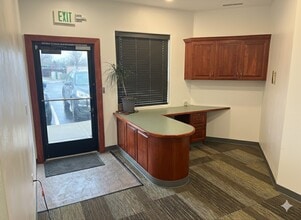 5519 N Glenwood St, Garden City, ID à louer Photo intérieure- Image 2 de 9