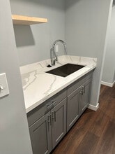 1607 Dexter Ave N, Seattle, WA à louer Photo intérieure- Image 2 de 4