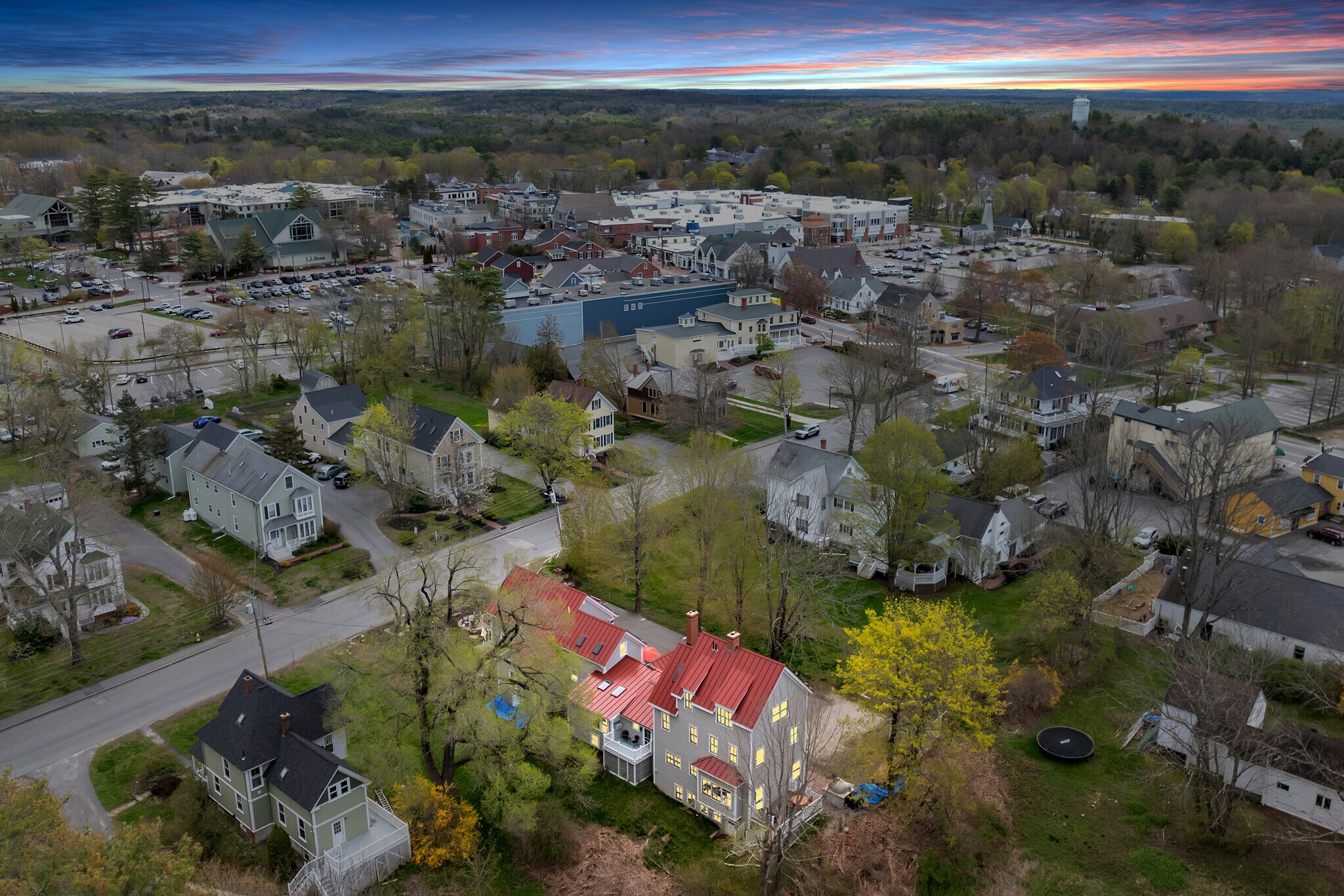 11 Holbrook St, Freeport, ME à vendre Photo du bâtiment- Image 1 de 37