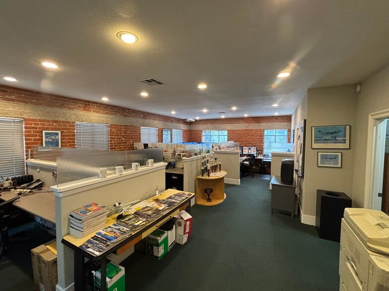 51 E Huntington Dr, Arcadia, CA for sale - Building Photo - Image 3 of 14