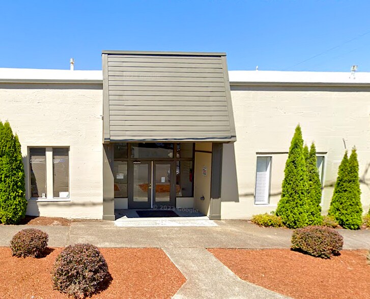 812 7th St, Oregon City, OR à louer - Photo du bâtiment - Image 3 de 4