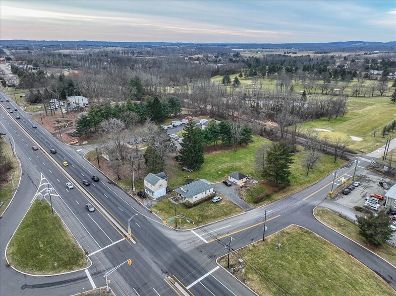 121 US Highway 202, Raritan, NJ à vendre - Photo du bâtiment - Image 1 de 1