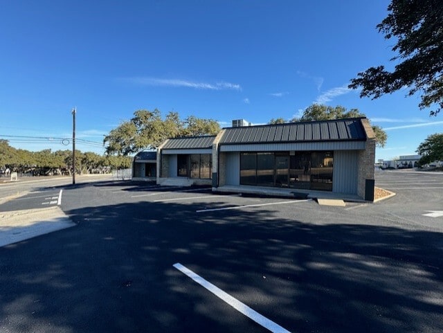 11901 Warfield St, San Antonio, TX for sale Building Photo- Image 1 of 15