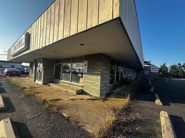 7052 Black Horse Pike, Egg Harbor Township, NJ for sale - Building Photo - Image 2 of 16