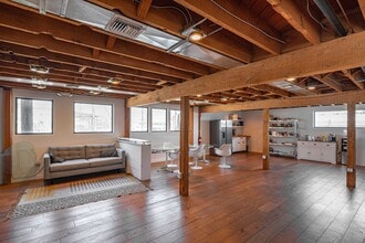 2159 Bay St, Los Angeles, CA for lease Interior Photo- Image 1 of 7