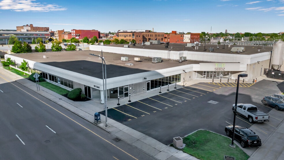 101 Oak St, Buffalo, NY for lease - Building Photo - Image 3 of 6