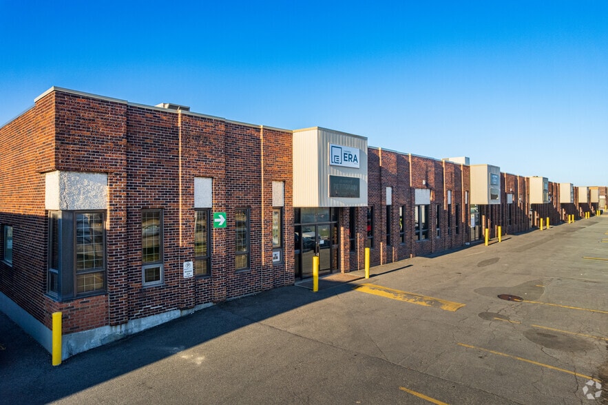 1100-1240 Rue Beaulac, Montréal, QC for lease - Building Photo - Image 1 of 15