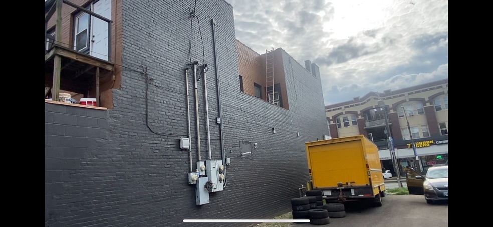 3085 W 25th St, Cleveland, OH for sale - Building Photo - Image 2 of 6