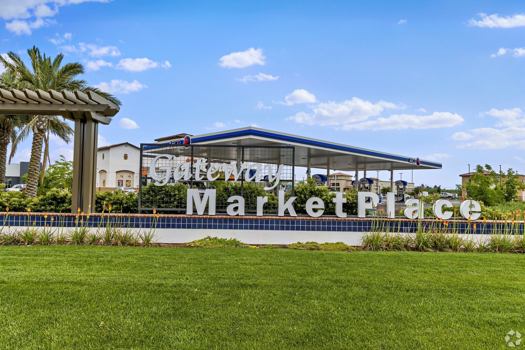 Campus Parkway, Merced, CA for lease Primary Photo- Image 1 of 25