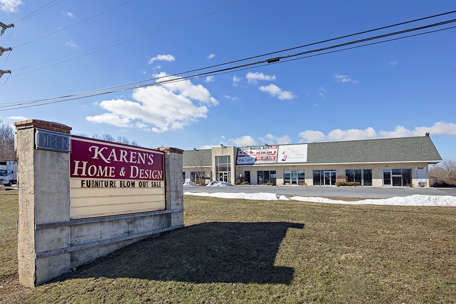 1642 N West End Blvd, Quakertown, PA for sale Primary Photo- Image 1 of 1