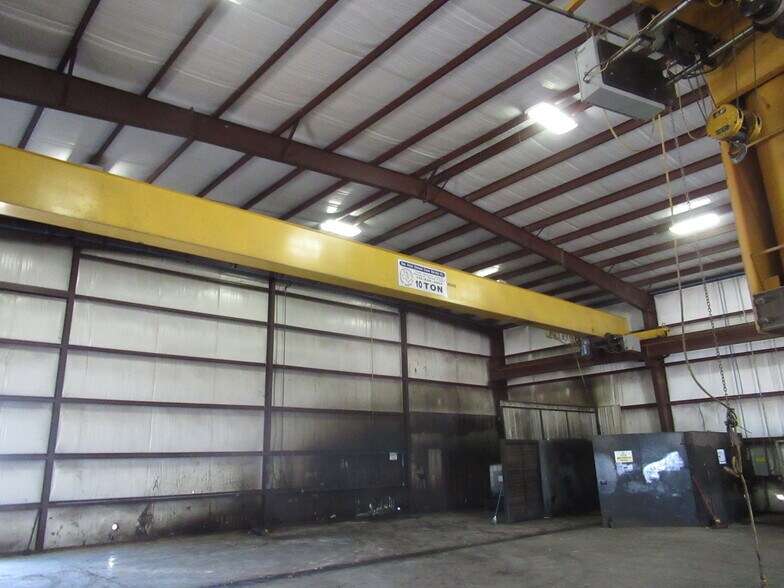 2106 N FM 1788, Midland, TX à louer - Photo du bâtiment - Image 2 de 4