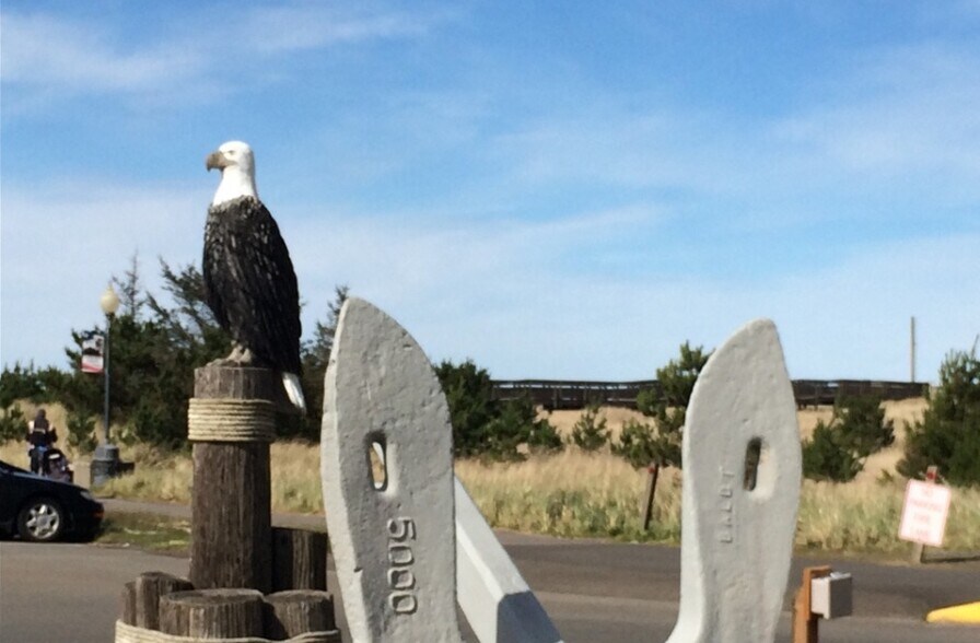 81-83 Sid Snyder Dr, Long Beach, WA à vendre - Photo du bâtiment - Image 2 de 15