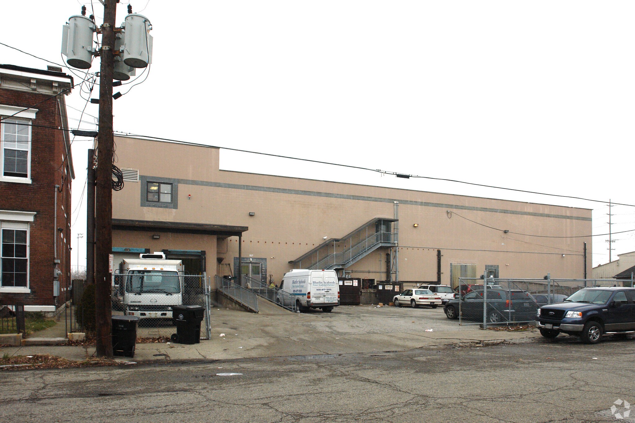 617 E Washington St, Louisville, KY for lease Primary Photo- Image 1 of 4