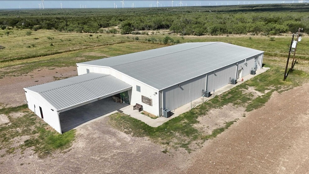5029 U.S. 83 hwy, Falcon, TX à vendre - Photo du bâtiment - Image 2 de 22