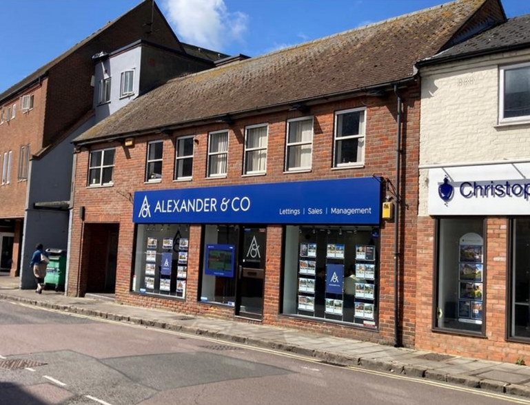 8 Buckingham St, Aylesbury for lease - Primary Photo - Image 1 of 1