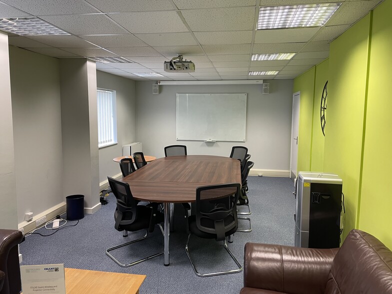 Torwood Clos, Coventry for sale - Building Photo - Image 3 of 18