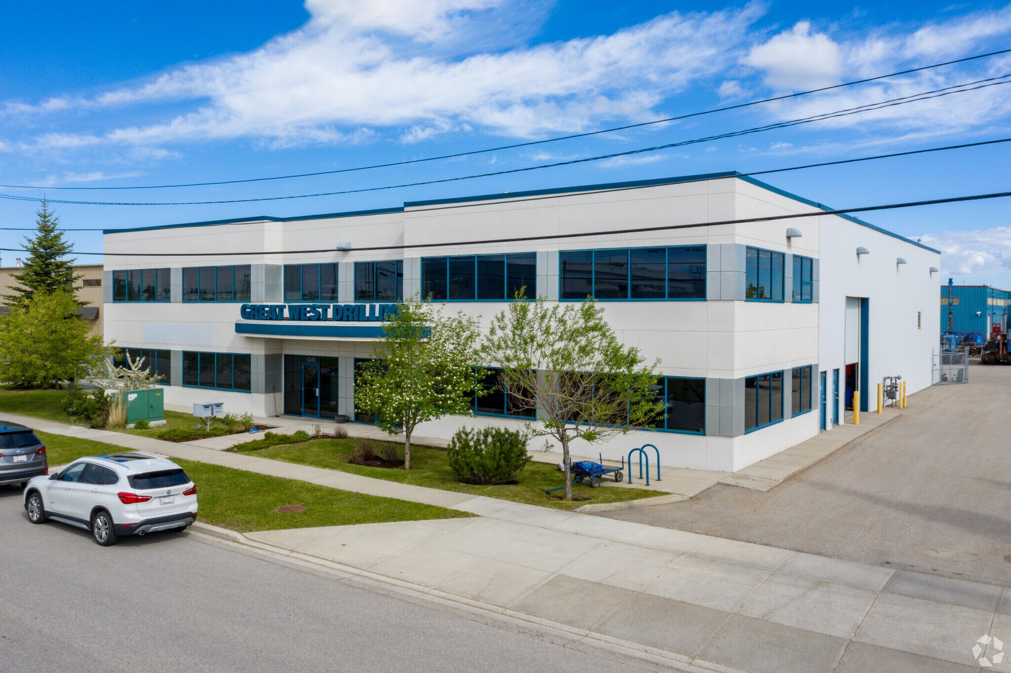 4240-4250 118 Ave SE, Calgary, AB for lease Primary Photo- Image 1 of 5