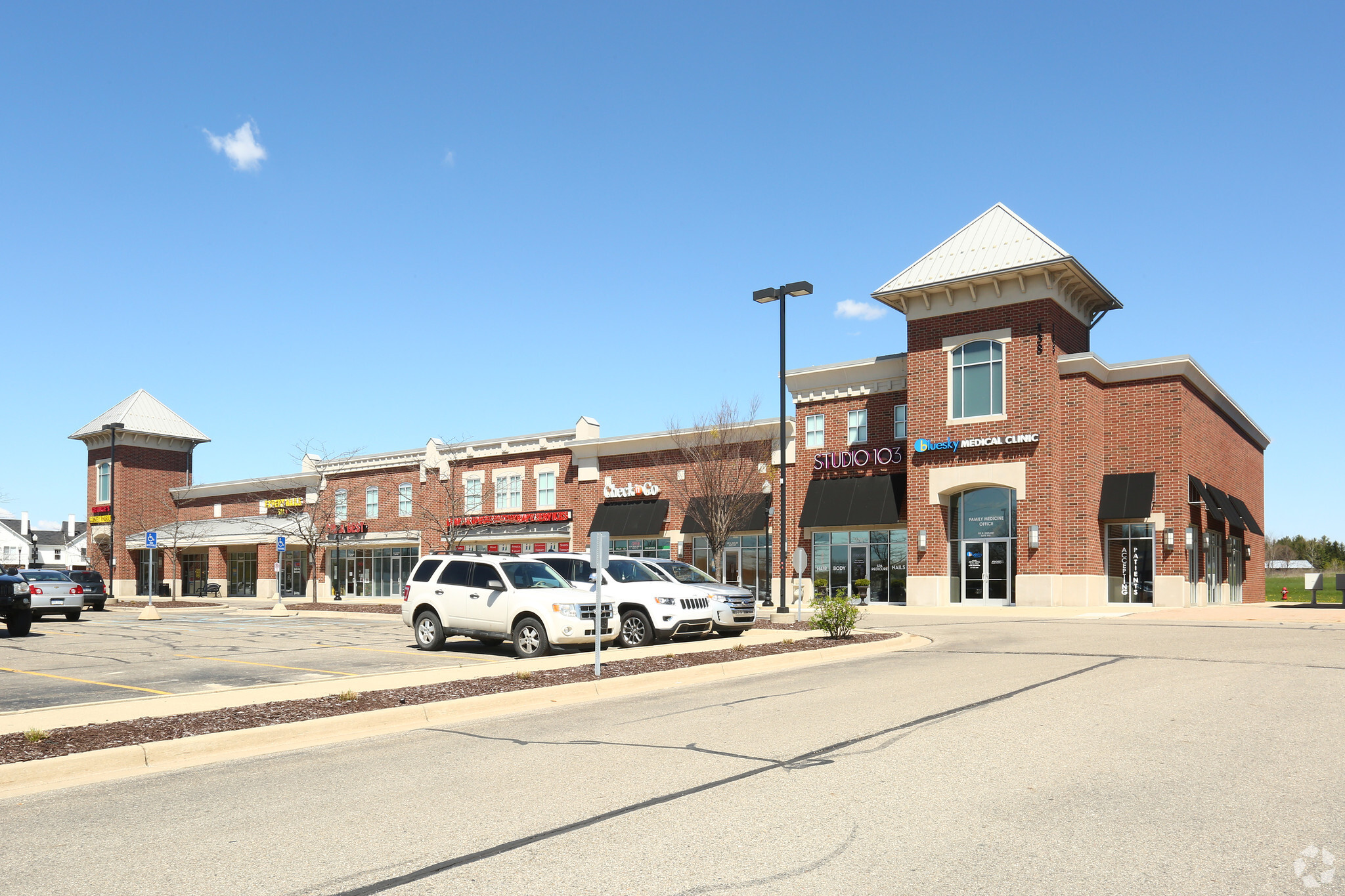 108 W Highland Rd, Howell, MI for lease Building Photo- Image 1 of 6