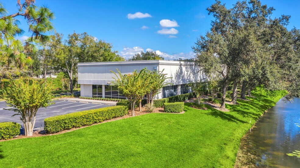 581 Technology Park, Lake Mary, FL à vendre - Photo du bâtiment - Image 3 de 22