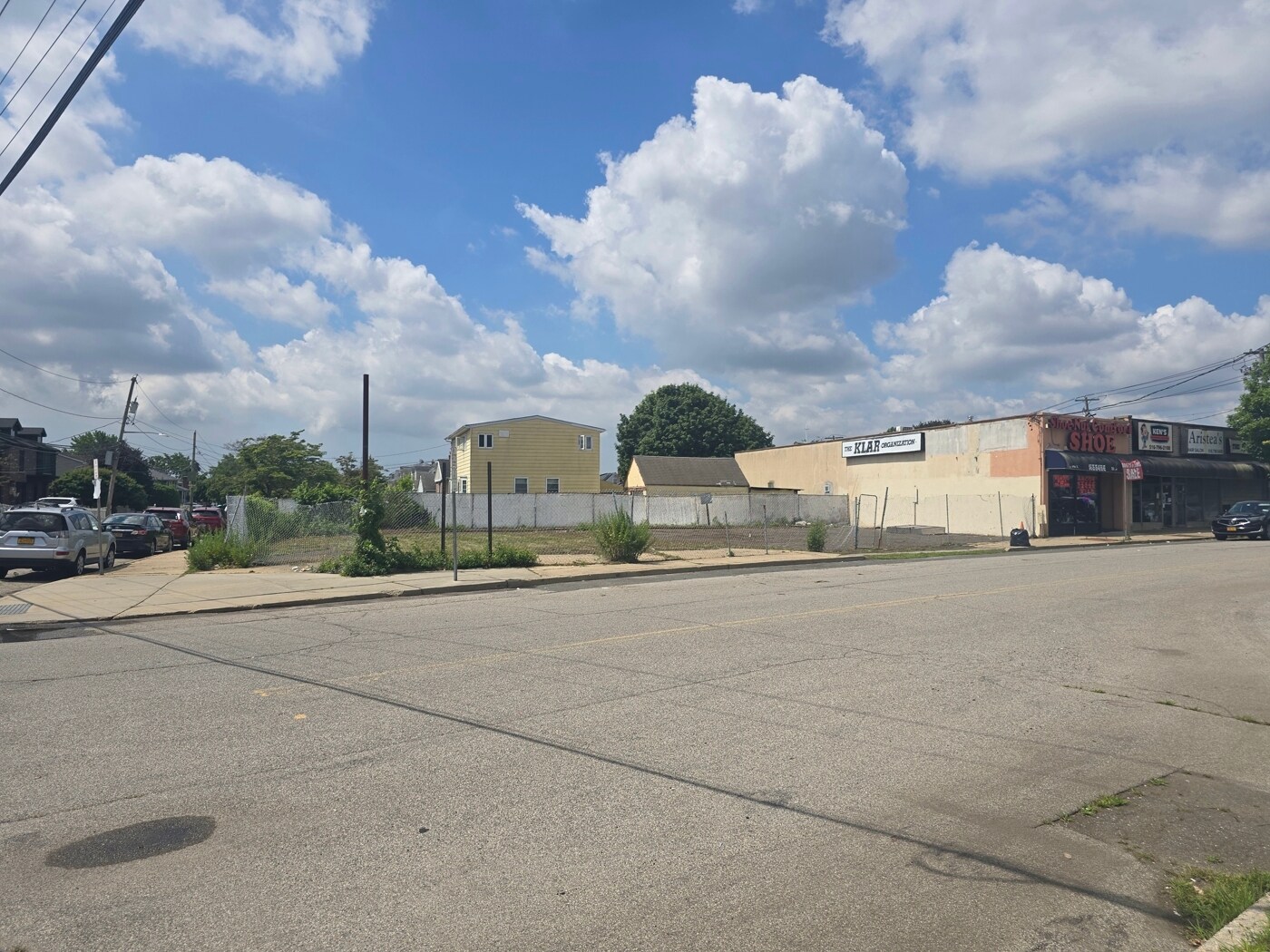 2600 Hempstead Tpke, East Meadow, NY à vendre Photo du bâtiment- Image 1 de 17