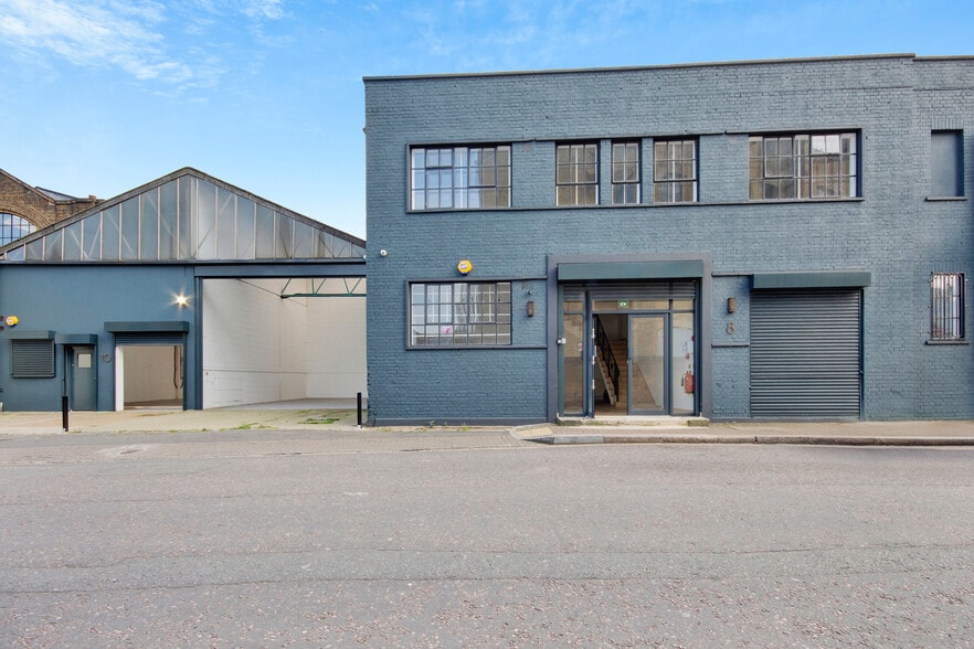 10 Ingate Pl, London for lease - Building Photo - Image 1 of 22