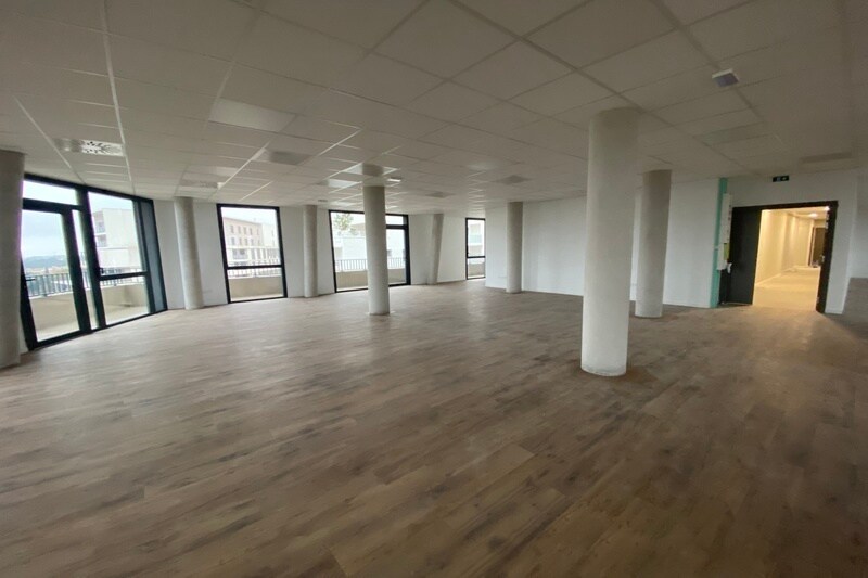 Office in Montpellier for sale - Interior Photo - Image 2 of 12
