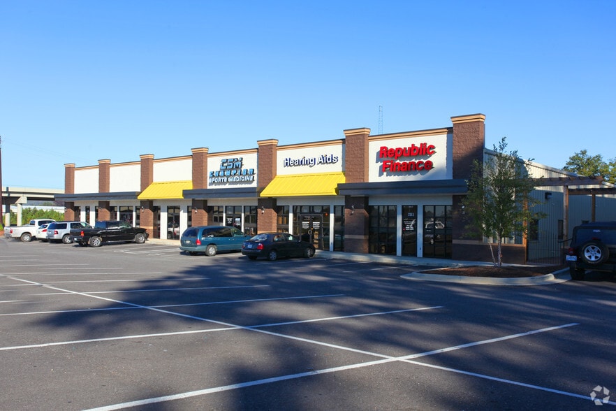 2111 US-78 E Hwy, Anniston, AL for lease - Building Photo - Image 2 of 5