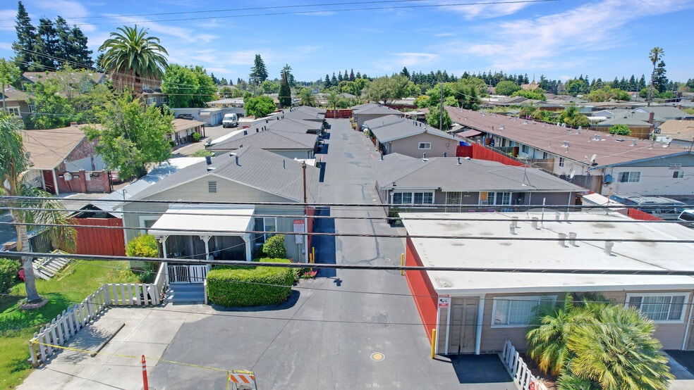 19477 Meekland Ave, Cherryland, CA for sale - Building Photo - Image 3 of 25